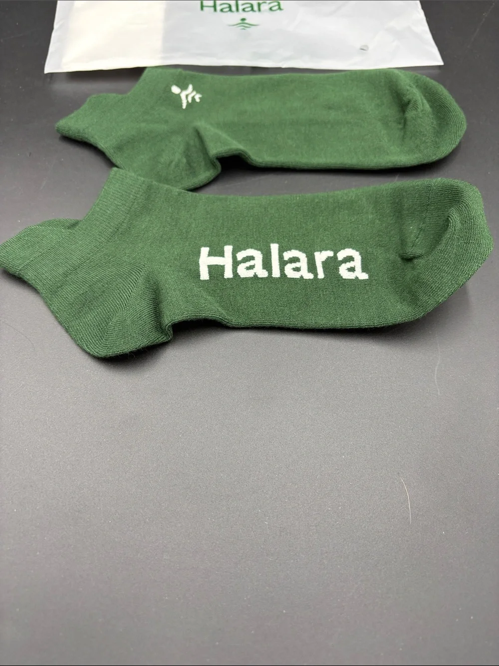 Brand New HALARA Green Low-Cut Athletic Socks with Logo